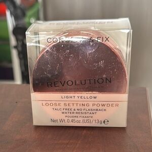 Revolution Light Yellow Loose Setting Powder
